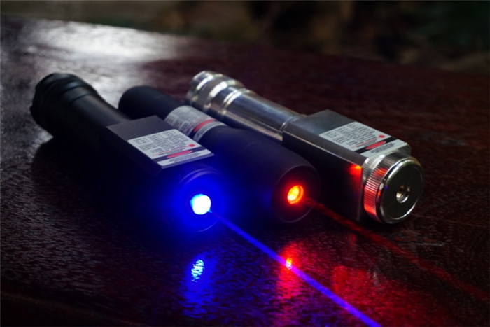 638nm 6600mW orange-rouge pointeur laser étanche lampe de poche de signal de plongée