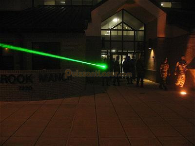 lampe torche laser