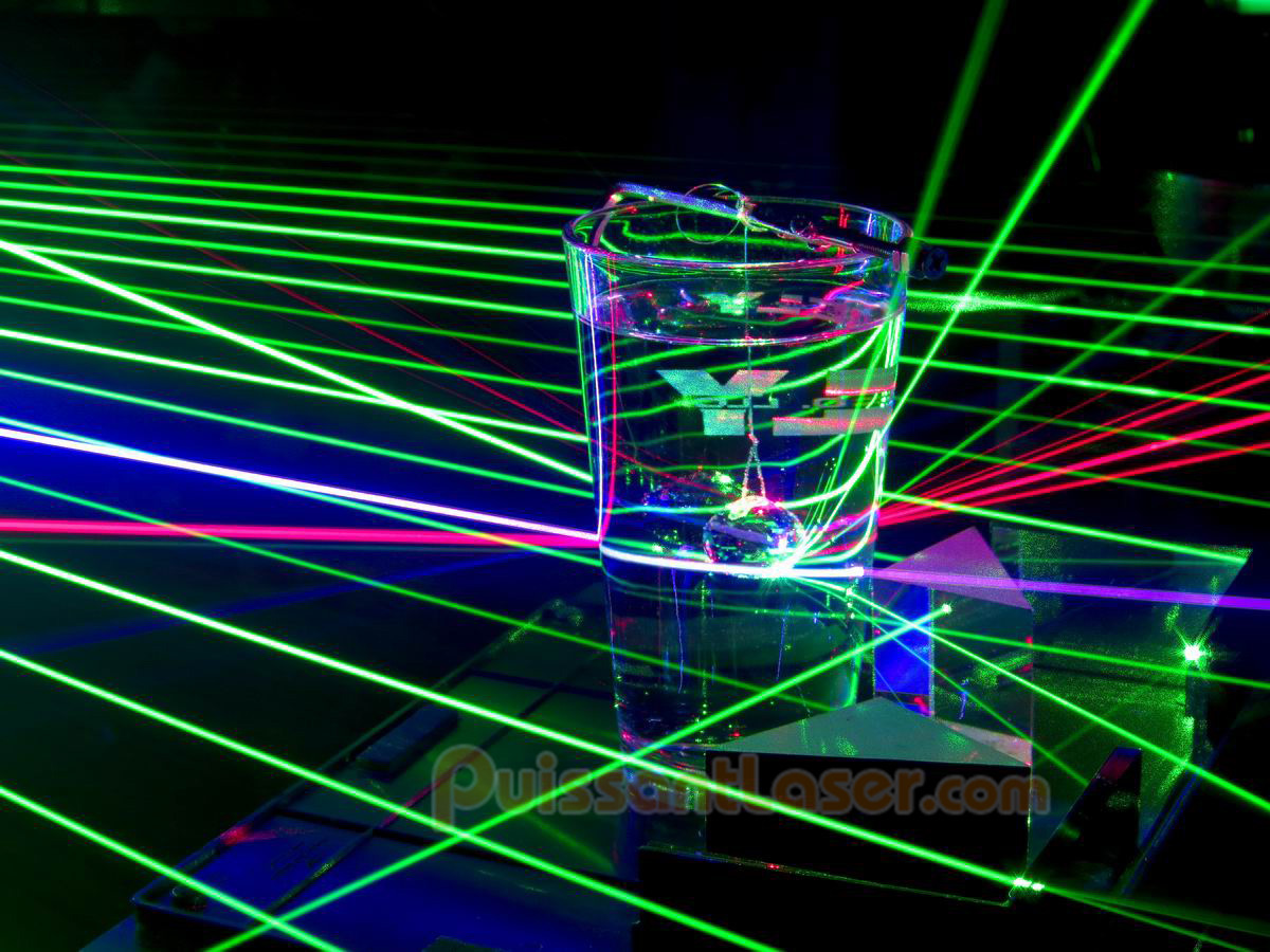 rayon laser ultra puissant 10000mw